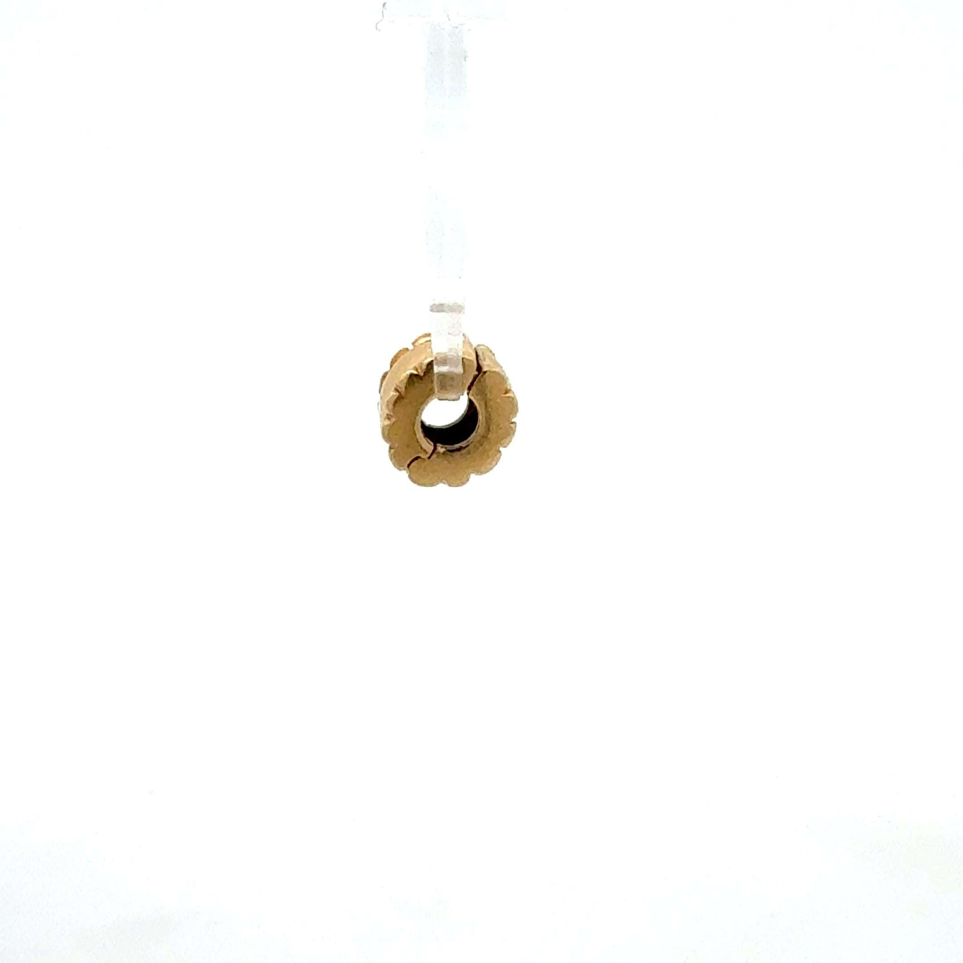Pandora Charm Anhänger aus 585 Gold, 2,13 g, detailreiche Schmuckfigur, Juwelier Alen, elegante Goldschmuck-Accessoire