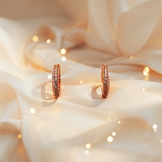 Rosévergoldete 925er Silber-Creolen, voll besetzt mit Zirkonia – 2,57 g