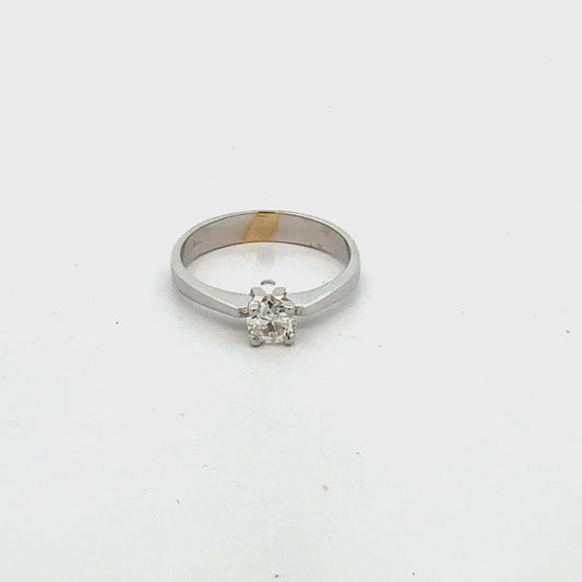 Ring 750 / 18 Karat Weißgold – Solitär – 3 g – Brillant 0,30 ct